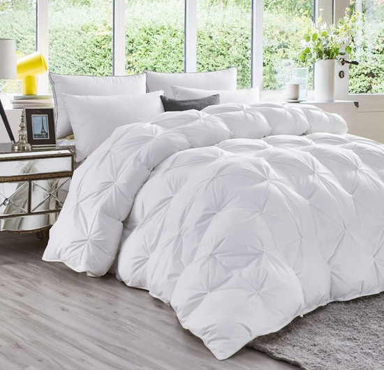 Caring for Egyptian Bed Sheets and Down Comforters: Expert Tips for Longevity and Softness