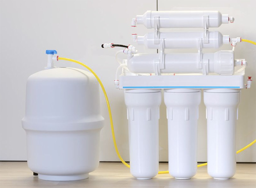 Clean Water for Canadian Homes: Choosing the Right Water Filter and Trusted Provider